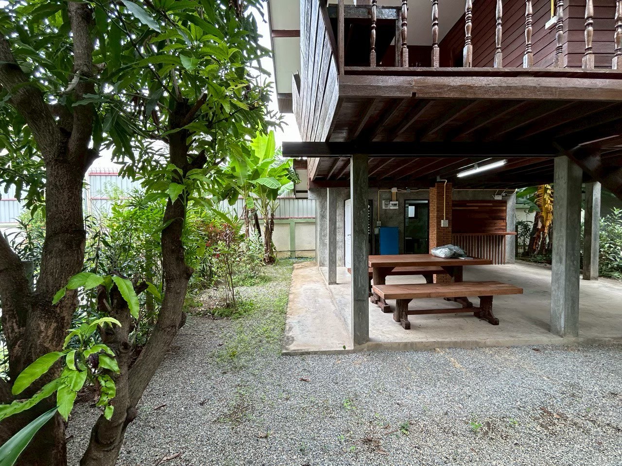 บ้านเช่าสไตล์รีสอร์ท สารภี บรรยากาศร่มรื่น 10